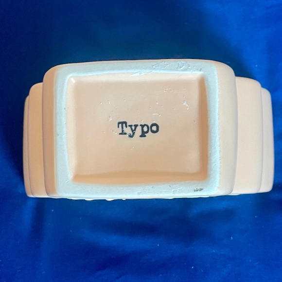 NIB Butterfly Pen Holder or Planter - Picture 6 of 6